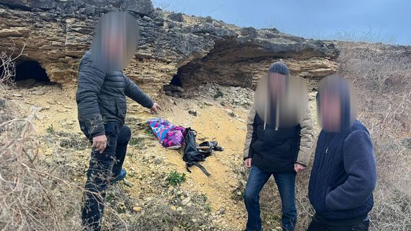 Житель Крыма пойдет в колонию за проникновение в чужой дом с оружием