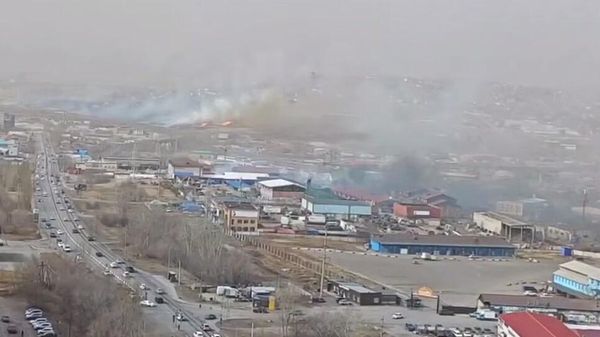 В Хакасии и Красноярском крае ураган раздул степные пожары