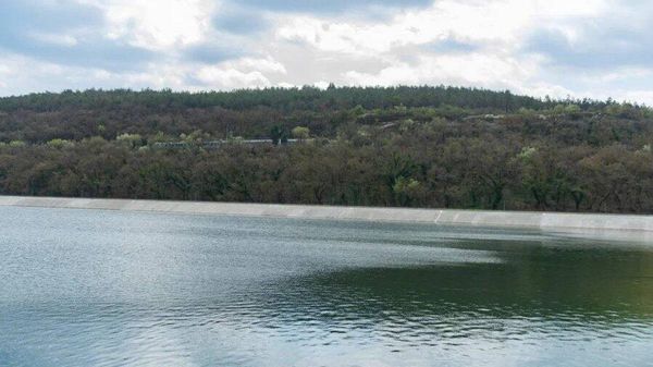 Чернореченское водохранилище в Севастополе
