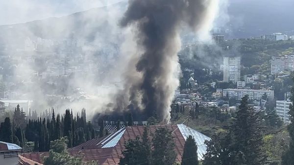 Пожар в центре Ялты