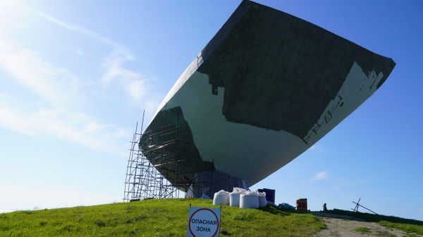В Керчи благоустраивают мемориальный комплекс героям Эльтигенского десанта