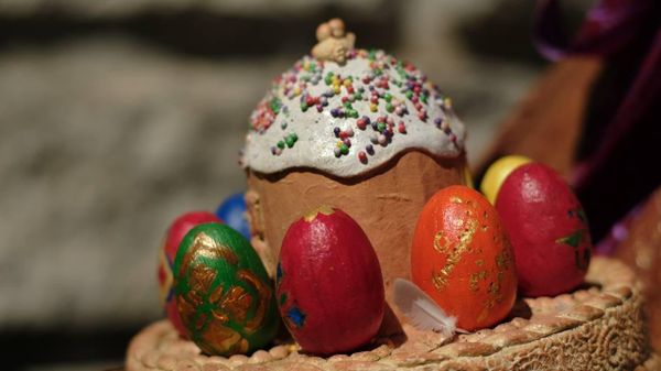 Кулич и крашенки