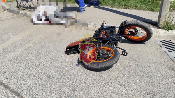 Велосипедист в Севастополе врезался в ограду и погиб