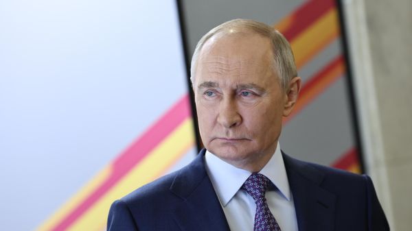 Президент Владимир Путин посетил Центральный музей ВОВ