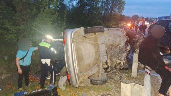 Три человека погибли в ДТП с четырьмя автомобилями под Геленджиком
