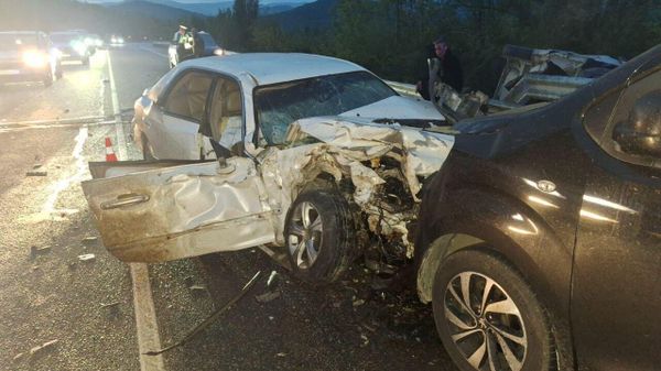 Три человека погибли в ДТП с четырьмя автомобилями под Геленджиком