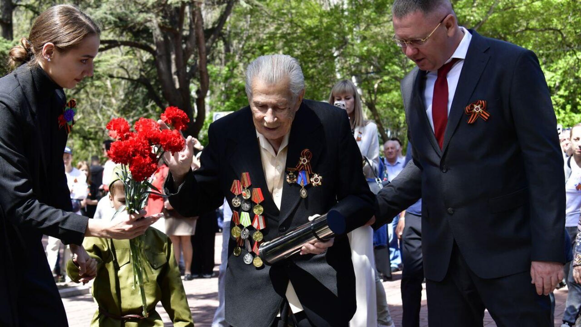 Закладка капсулы времени, в рамках мероприятий, посвященных 80-летию Победы - РИА Новости, 1920, 09.05.2025