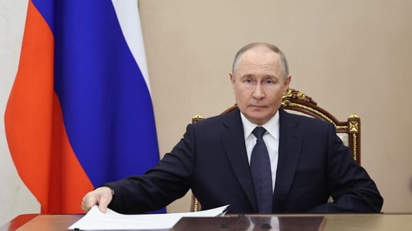 Президент РФ В. Путин 