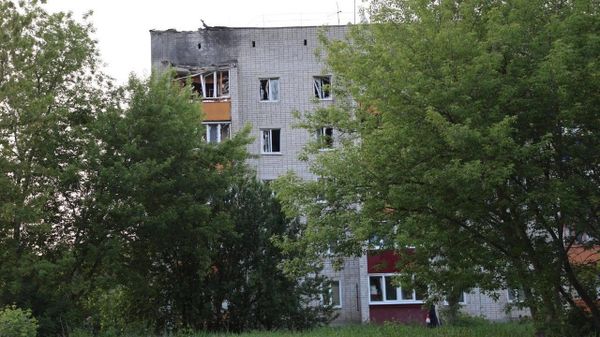 Повреждения жилого дома в Ельце