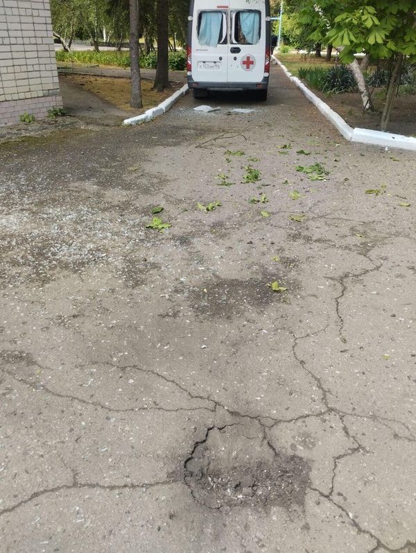 Беспилотник ВСУ ударил по больнице в Алешках на Херсонщине Беспилотник ВСУ ударил по больнице в Алешках на Херсонщине
