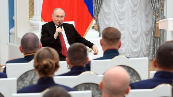 Президент Владимир Путин встретился с участниками программы Время Героев 