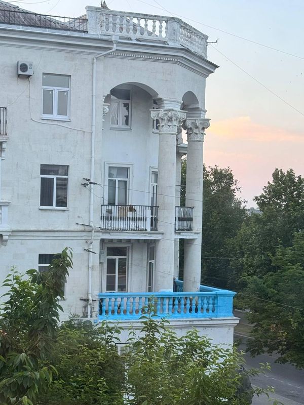 В центре Севастополя жильцы испортили объект культурного наследия