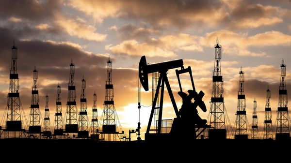 Работа нефтяных качалок Работа нефтяных качалок