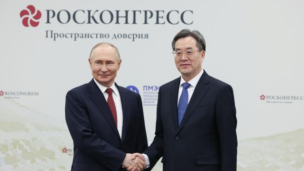 Президент Владимир Путин встретился с вице-премьером Госсовета КНР Дин Сюэсяном