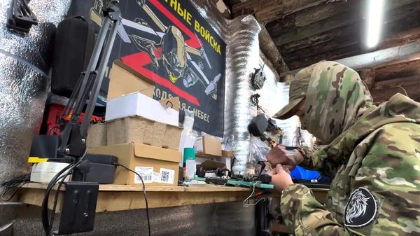 Военнослужащий 810-й отдельной гвардейской бригады морской пехоты ЧФ