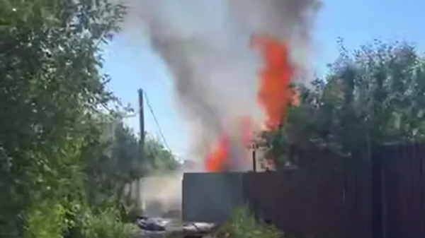В Казани во время испытаний летательный аппарат рухнул на жилой дом