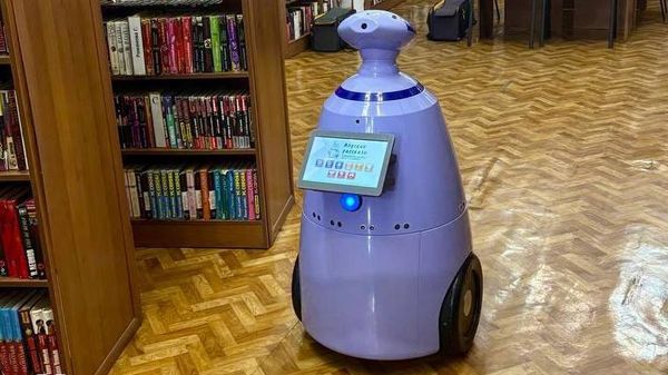 В библиотеках Севастополя будут работать роботы-помощники