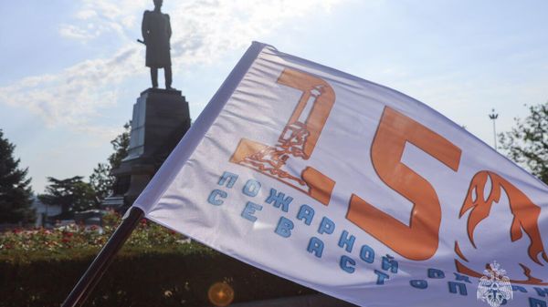  Автопробег огнеборцев в честь 150-летия пожарной охраны Севастополя