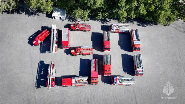  Автопробег огнеборцев в честь 150-летия пожарной охраны Севастополя