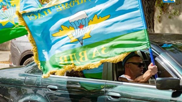 Севастополь отметил 95-ю годовщину основания Воздушно-десантных войск
