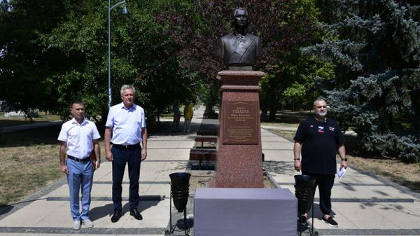 В Симферополе открыли памятник адмиралу Федору Ушакову
