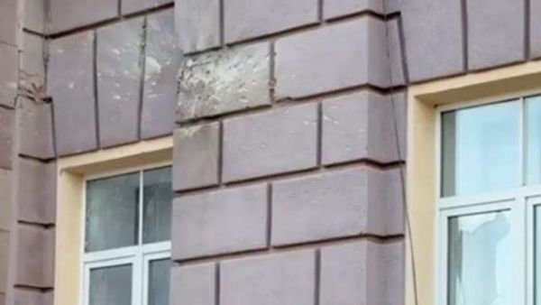 Беспилотник ВСУ атаковал здание правительства Белгородской области