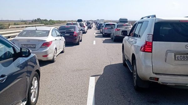 Очереди перед Крымский мостом
