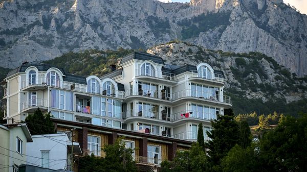 Вид на горы в Алупке