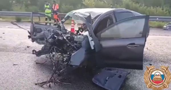 Тройное ДТП на трассе в Крым – двое погибли и пятеро пострадали