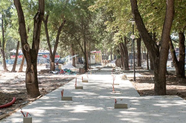 В Симферополе обновляют три парка и общественную территорию – готовность до 97%