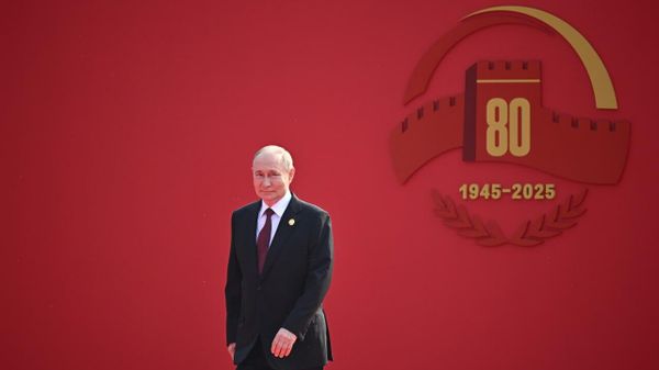Президент России Владимир Путин во время своего официального визита в Китай