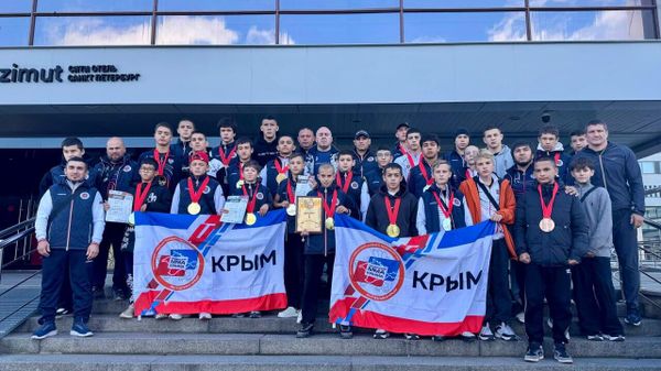 Сборная Крыма заняла 1-е место на всероссийском первенстве по ММА