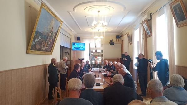 Памятные мероприятия в Севастополе в канун 70-летия гибели линкора Новороссийск Памятные мероприятия в Севастополе в канун 70-летия гибели линкора Новороссийск