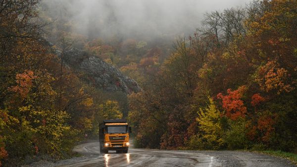 Автомобиль в районе Судака в Крыму