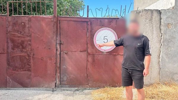 Троих крымчан будут судить за похищение человека и вымогательство