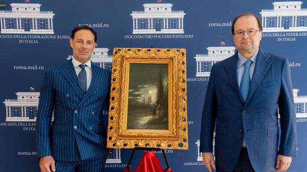 Коллекционер из Италии передал России картину Лагорио о Крыме