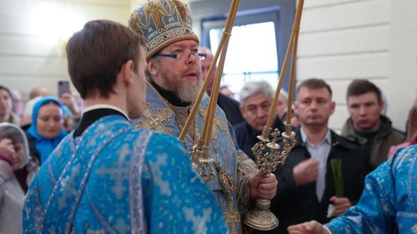 В Евпатории состоялось освящение нового храма Александра Невского В Евпатории состоялось освящение нового храма Александра Невского