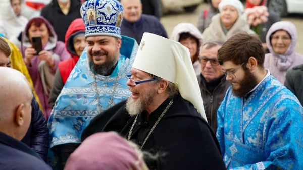 В Евпатории состоялось освящение нового храма Александра Невского В Евпатории состоялось освящение нового храма Александра Невского