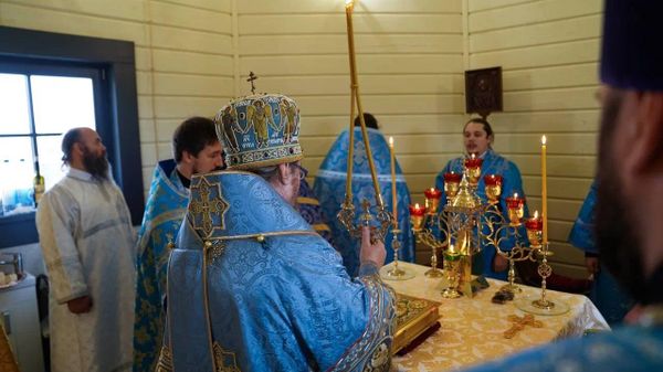 В Евпатории состоялось освящение нового храма Александра Невского В Евпатории состоялось освящение нового храма Александра Невского