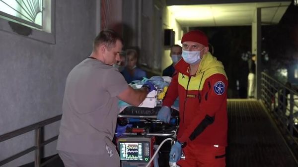 Раненную во время атаки ВСУ на Севастополь 15-летнюю девочку отправили в Москву