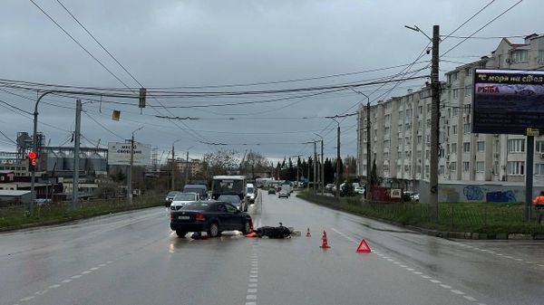 В Севастополе сбили 60-летнего мопедиста