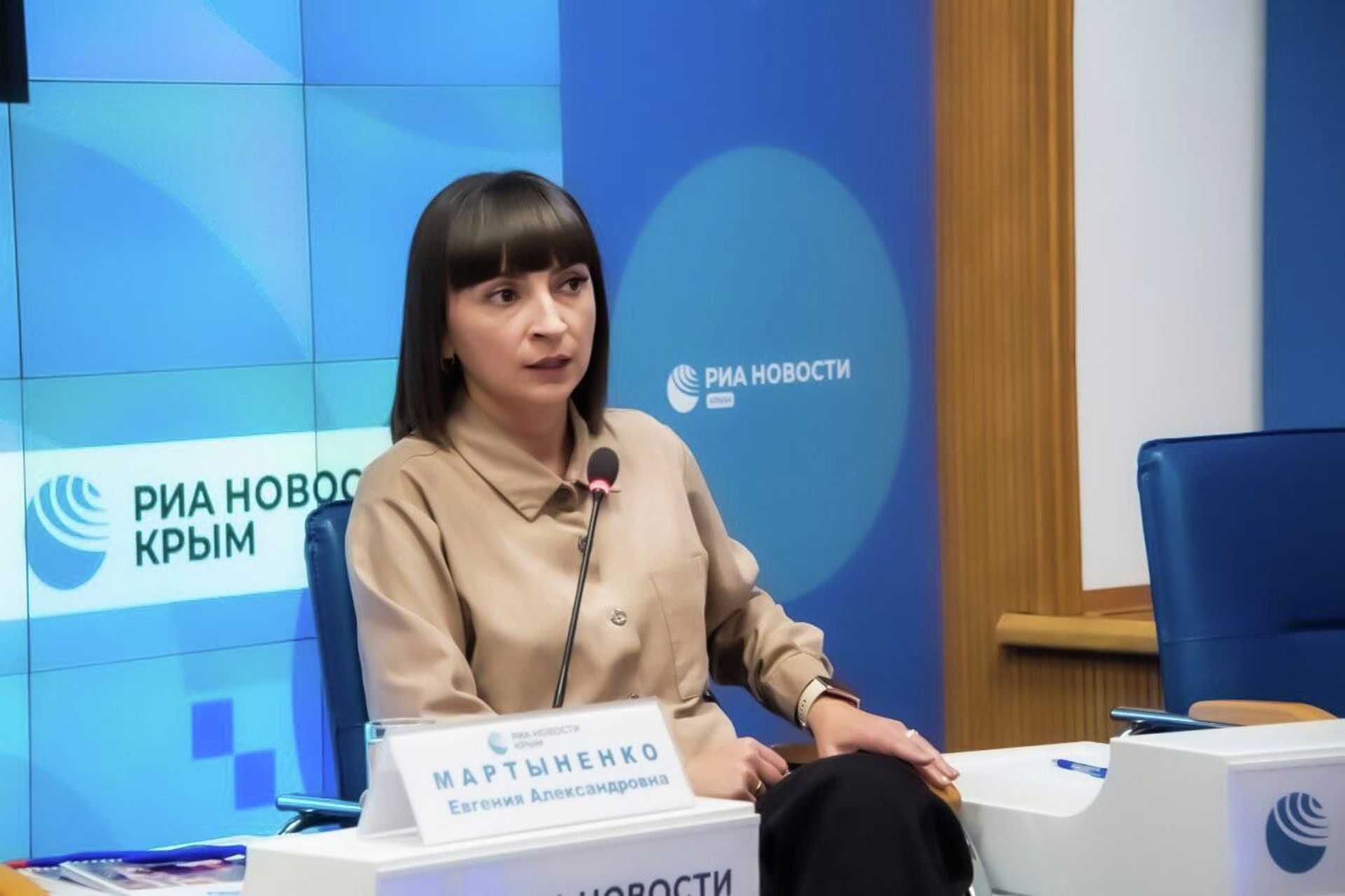 Шеф-редактор сайта РИА Новости Крым Евгения Мартыненко Шеф-редактор сайта РИА Новости Крым Евгения Мартыненко - РИА Новости, 1920, 12.12.2025
