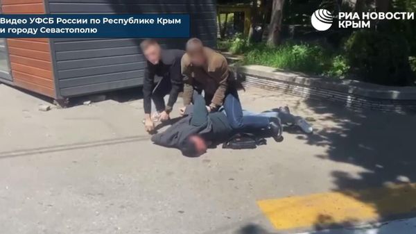 Задержание бывшего заместителя отдела по предоставлению земельных участков Департамента имущественных и земельных отношений  Ялты