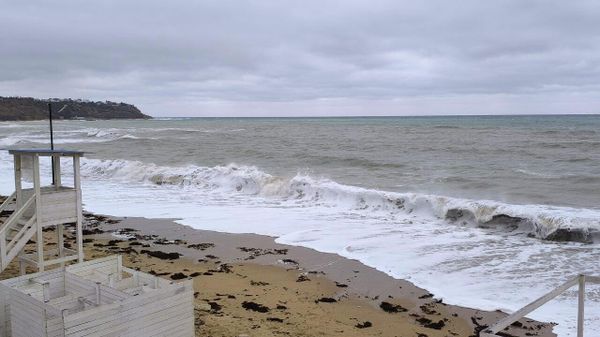 Штормящее море в Крыму