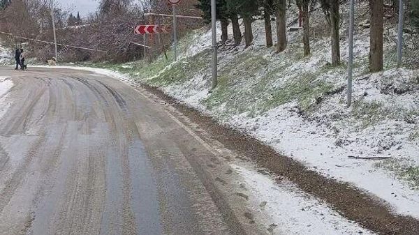 Расчистка дорог от снега на Южном берегу Крыма