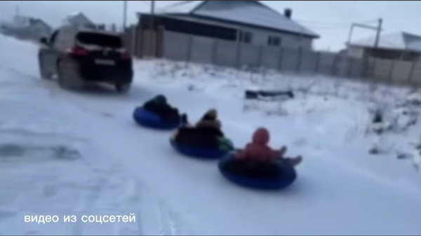 Госавтоинспекция пресекла опасную буксировку “ватрушек” с детьми в Симферопольском районе