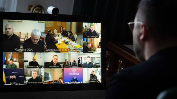 Совещание Зеленского с главами регионов Украины на фоне блэкаута в стране
