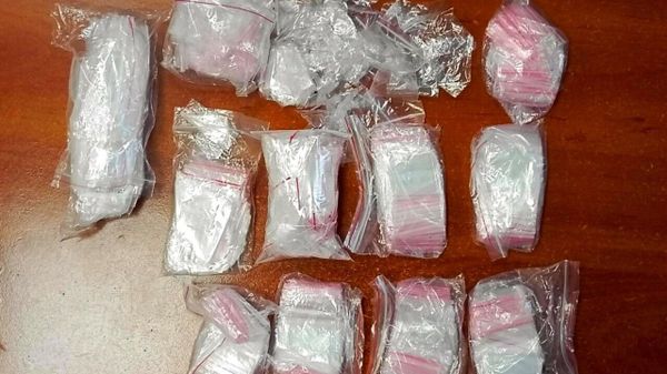 В Севастополе задержаны три местных жителя за попытку сбыта крупной партии наркотиков