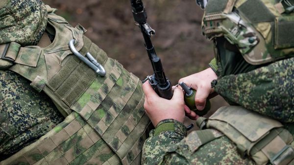 Подготовка контрактников на полигоне ЮВО