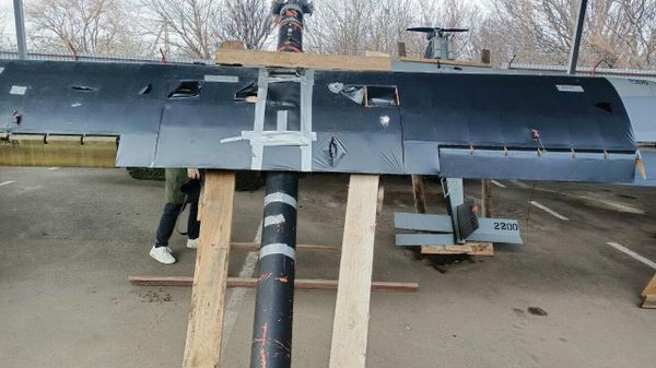 В Крыму участникам проекта Кадровый резерв операторов БПЛА показали трофейные дроны ВСУ